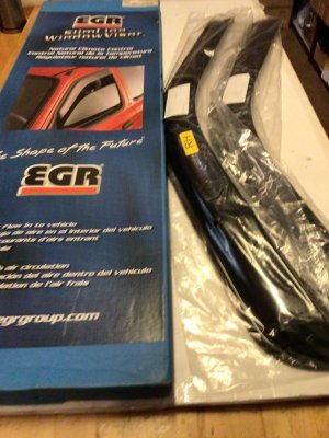 EGR 63411 WINDOW VISOR FORD SUPER DUTY PICK UP 1999-