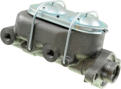 DORM89160 MASTER CYLINDER CORVETTE 1967 - 76 MED SERVO